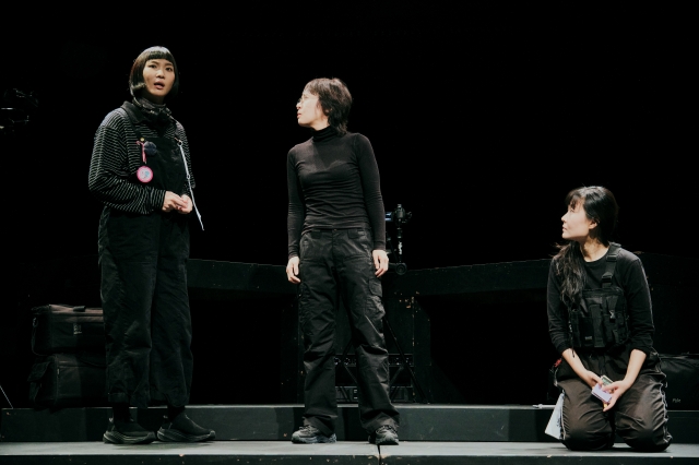 관찰, 카메라, 그리고 남은 에피소드들 9번 갤러리 