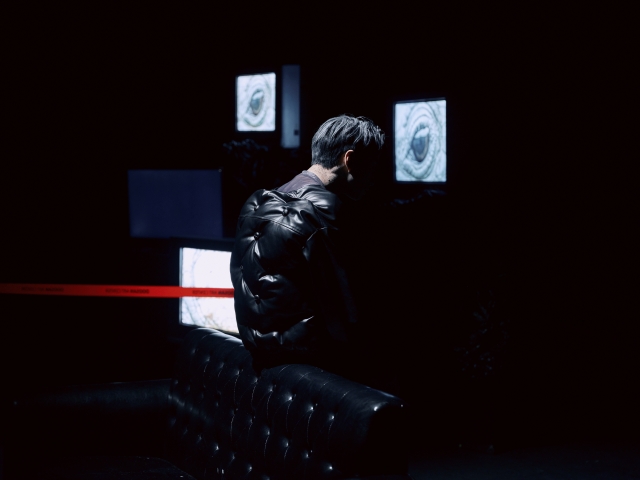 슬픔과 멜랑콜리 혹은 태초부터 지금까지 영원토록 외로운 조지 5번 갤러리 