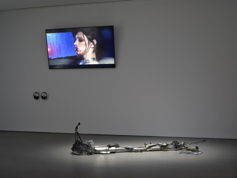 〈Wreckers〉,〈Junky Dates〉