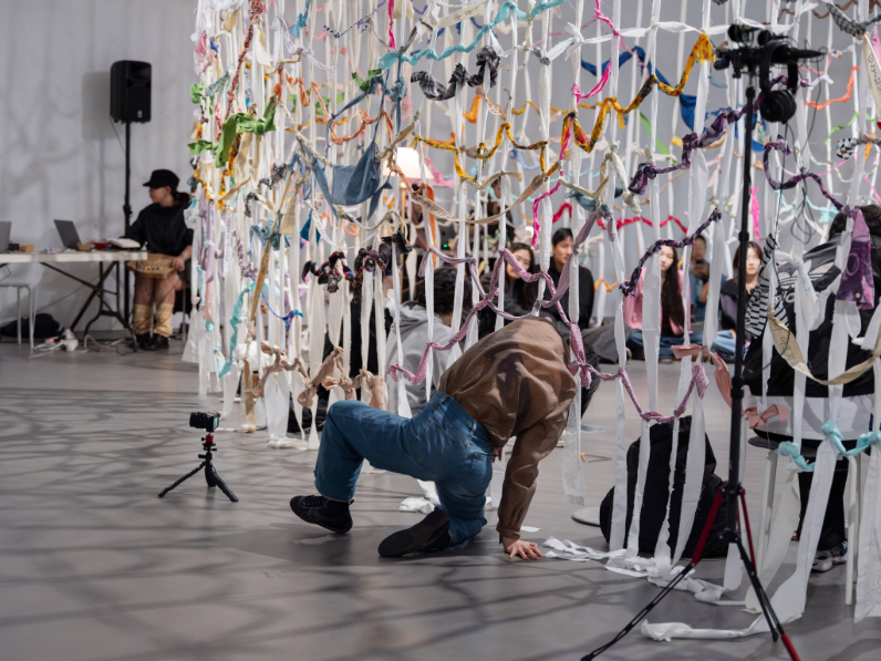 게더링 퍼포먼스